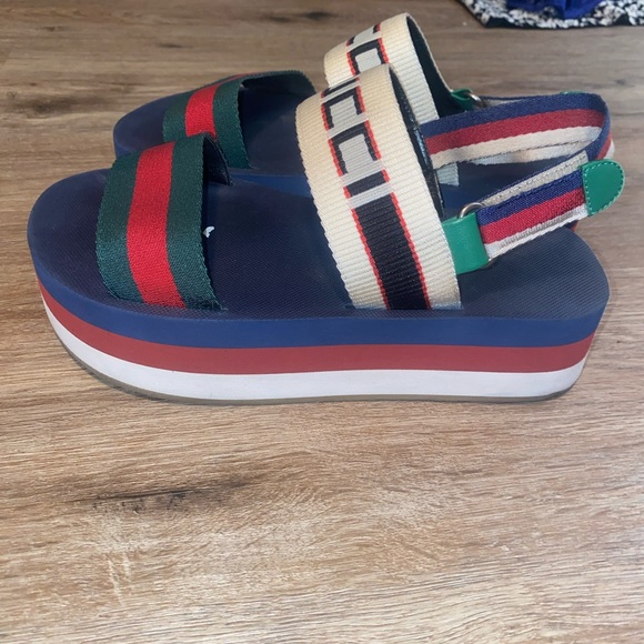 Gucci Platform Sandals - Picture 2 of 3